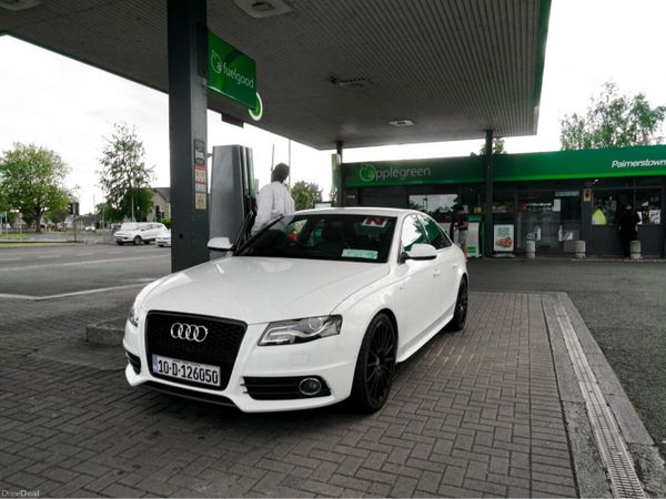 Audi A4 Saloon, Diesel, 2010, White