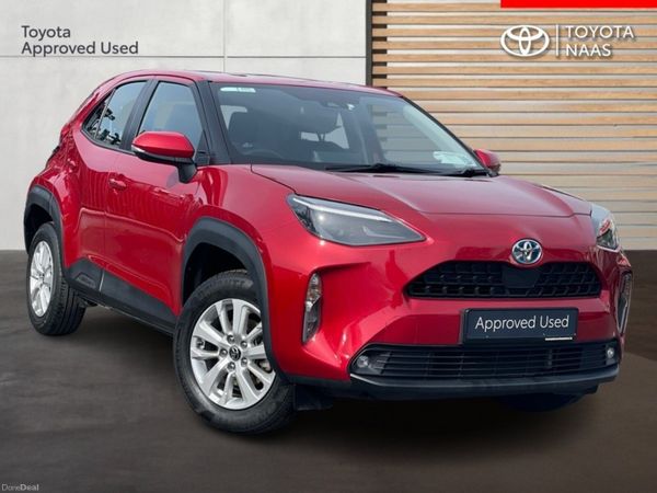 Toyota Yaris Cross Hatchback, Petrol Hybrid, 2024, Red