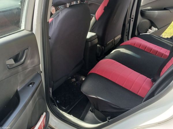 Hyundai KONA MPV, Petrol, 2021, White