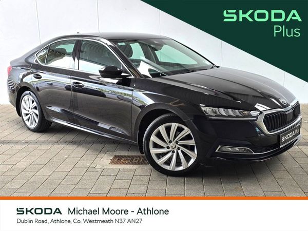 Skoda Octavia Saloon, Diesel, 2023, Black