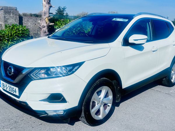 Nissan Qashqai MPV, Petrol, 2018, White