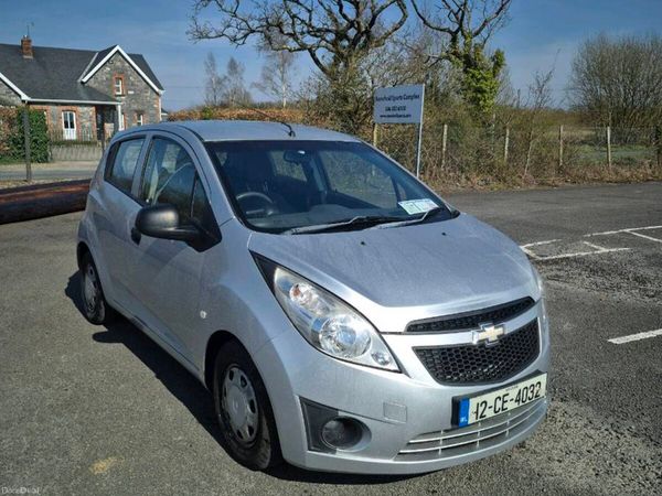 Chevrolet Spark Hatchback, Petrol, 2012, Silver
