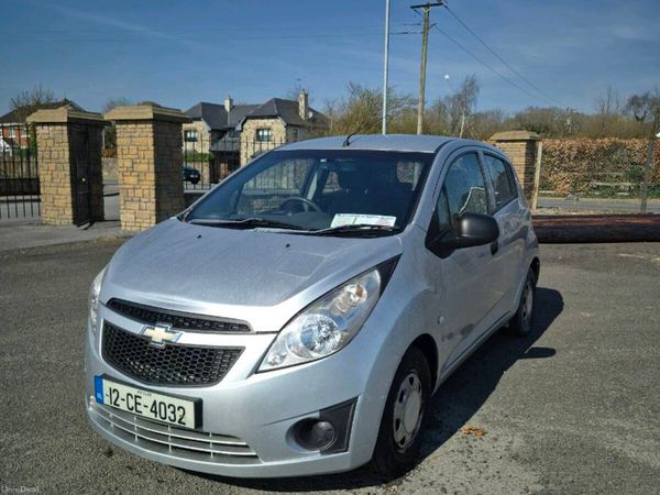 Chevrolet Spark Hatchback, Petrol, 2012, Silver