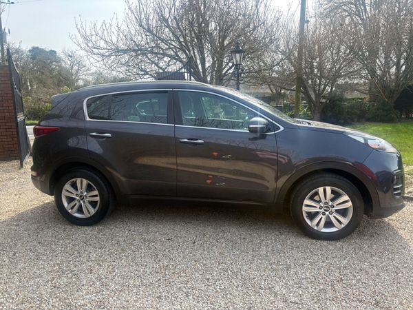Kia Sportage SUV, Diesel, 2016, Silver