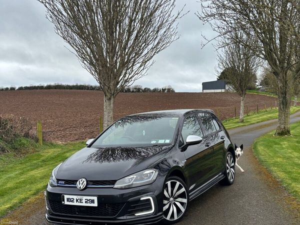 Volkswagen Golf Hatchback, Petrol Plug-in Hybrid, 2018, Black