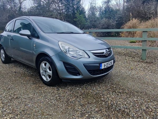 Vauxhall Corsa Hatchback, Petrol, 2011, Silver