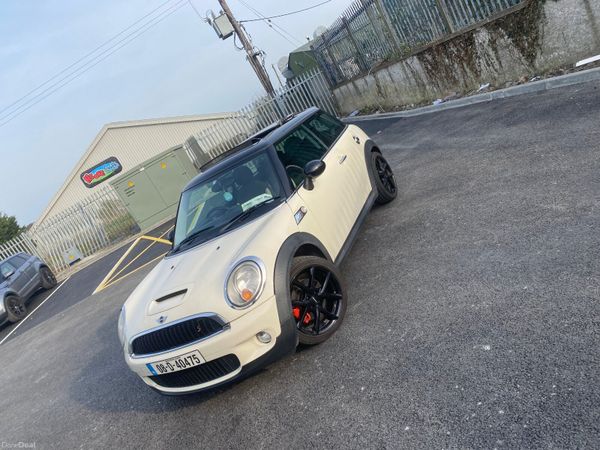 Mini Cooper Hatchback, Petrol, 2008, White