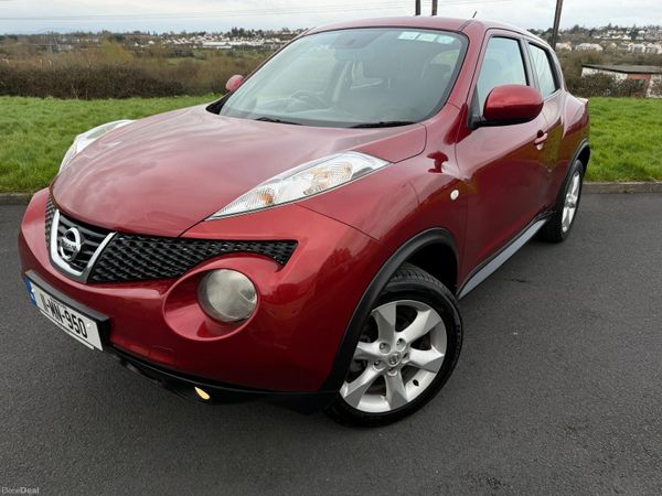 Nissan Juke SUV, Petrol, 2011, Red