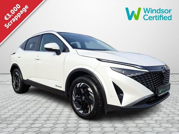 Nissan Qashqai SUV, Petrol Hybrid, 2025, White