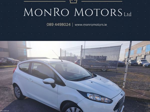 Ford Fiesta Hatchback, Petrol, 2014, White