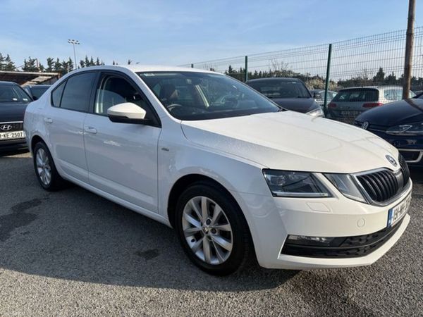 Skoda Octavia Saloon, Petrol, 2019, White