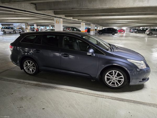 Toyota Avensis Estate, Diesel, 2011, Blue