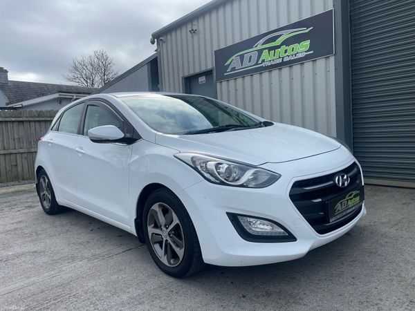 Hyundai i30 Hatchback, Diesel, 2015, White