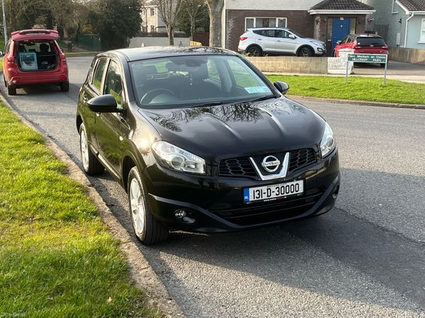 Nissan Qashqai Hatchback, Diesel, 2013, Black
