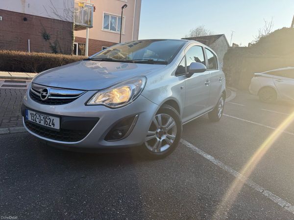 Opel Corsa Hatchback, Petrol, 2013, Silver