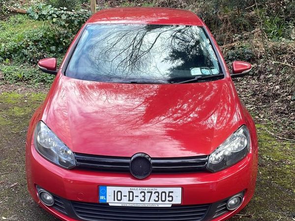 Volkswagen Golf Hatchback, Diesel, 2010, Red