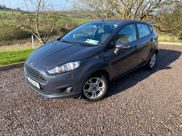Ford Fiesta Hatchback, Petrol, 2015, Blue