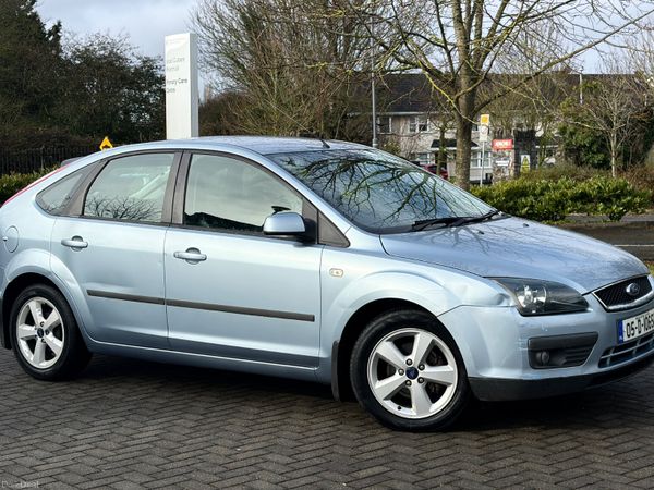 Ford Focus Hatchback, Petrol, 2005, Blue