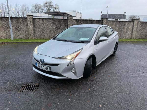 Toyota Prius Hatchback, Petrol Hybrid, 2016, Silver
