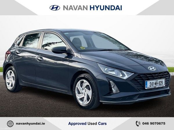 Hyundai i20 Hatchback, Petrol, 2024, Grey