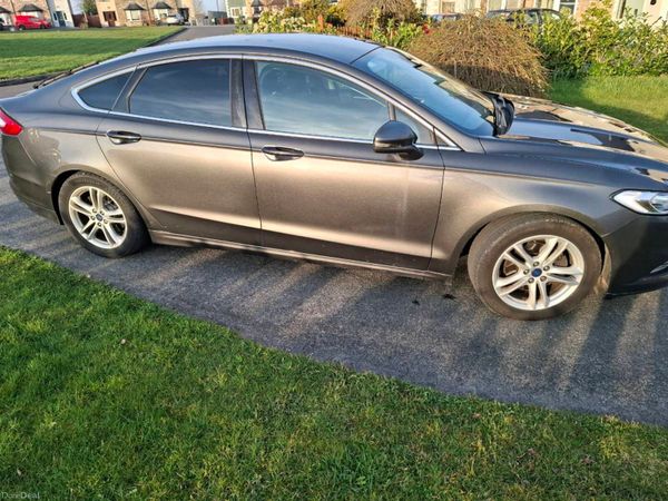 Ford Mondeo Hatchback, Diesel, 2018, Grey