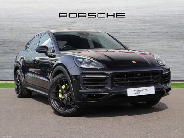 Porsche Cayenne SUV, Petrol Plug-in Hybrid, 2022, Black