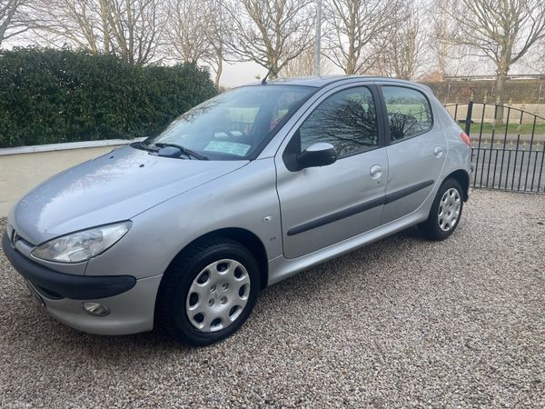 Peugeot 206 Hatchback, Petrol, 2006, Grey