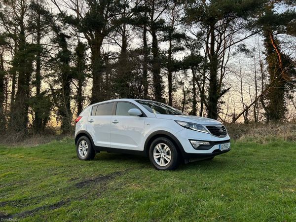 Kia Sportage SUV, Diesel, 2013, White