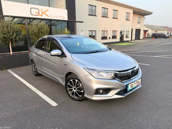 Honda Grace Saloon, Petrol Hybrid, 2018, Grey