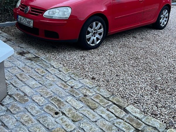 Volkswagen Golf Hatchback, Petrol, 2006, Red