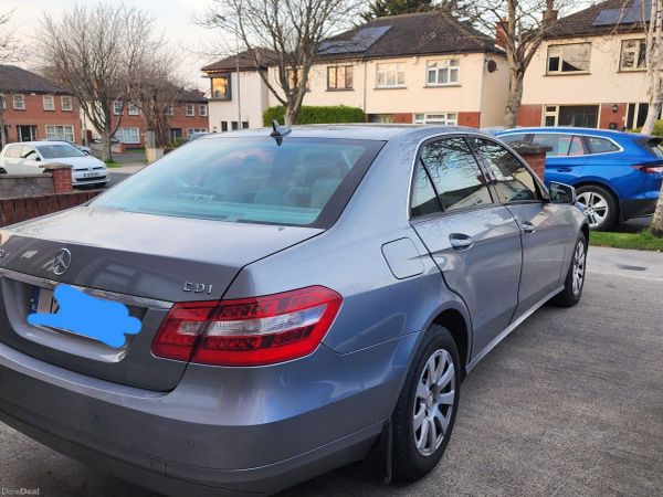 Mercedes-Benz E-Class Saloon, Diesel, 2012, Silver
