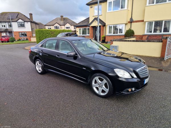 Mercedes-Benz E-Class Saloon, Diesel, 2010, Black