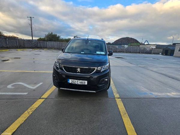 Peugeot Rifter MPV, Diesel, 2020, Black