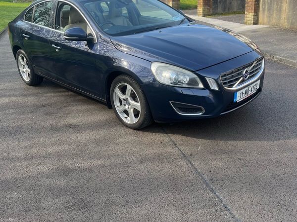 Volvo S60 Saloon, Diesel, 2011, Blue