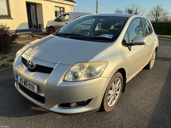Toyota Auris Hatchback, Petrol, 2007, Silver