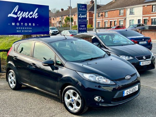 Ford Fiesta Hatchback, Petrol, 2012, Black