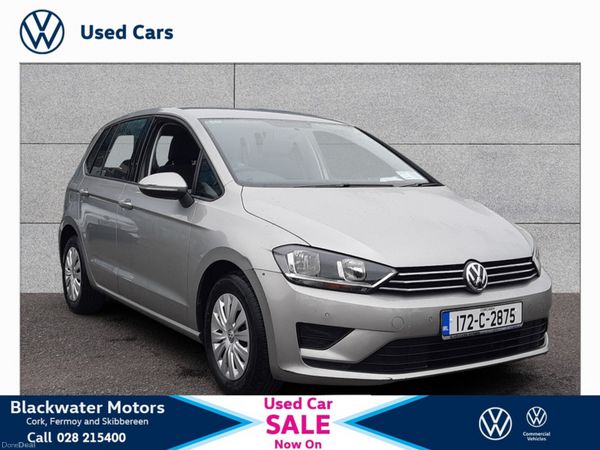 Volkswagen Golf Hatchback, Petrol, 2017, Silver