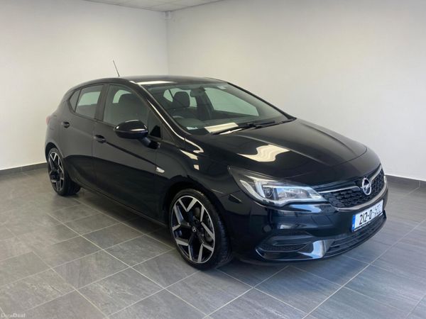 Opel Astra Hatchback, Diesel, 2021, Black