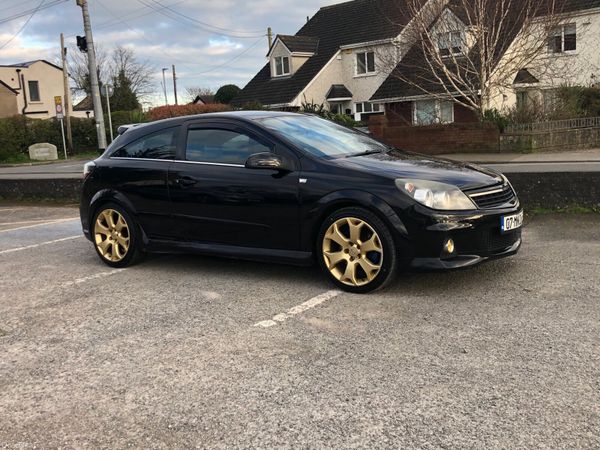 Opel Astra Hatchback, Petrol, 2007, Black