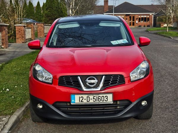 Nissan Qashqai+2 MPV, Diesel, 2012, Red