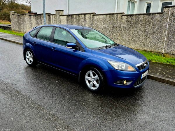Ford Focus Hatchback, Petrol, 2009, Blue