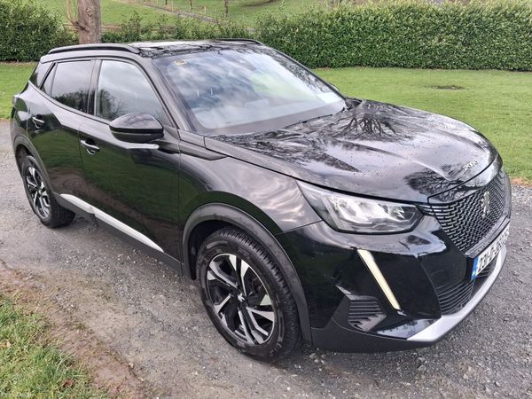 Peugeot 2008 MPV, Petrol, 2023, Black