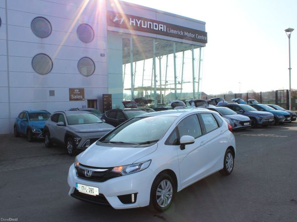 Honda Jazz Hatchback, Petrol, 2017, White