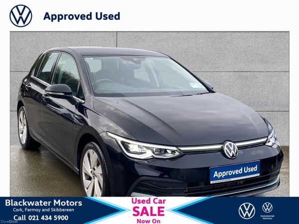 Volkswagen Golf Estate, Petrol, 2022, Black