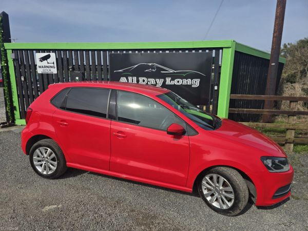 Volkswagen Polo Hatchback, Petrol, 2016, Red