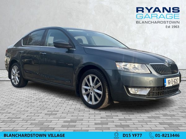Skoda Octavia Hatchback, Petrol, 2016, Grey
