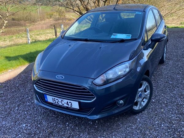 Ford Fiesta Hatchback, Petrol, 2015, Blue