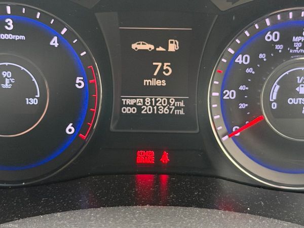 Hyundai i40 Saloon, Diesel, 2013, Black