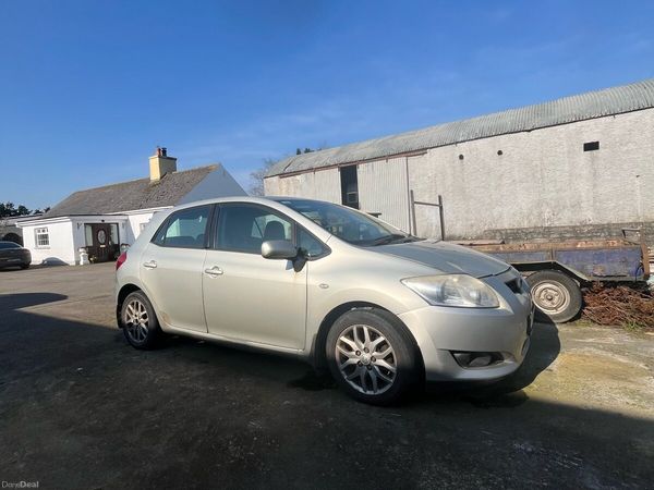 Toyota Auris Hatchback, Diesel, 2008, Silver