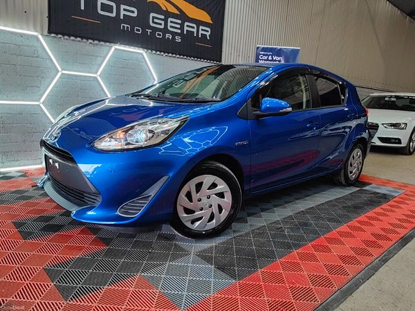 Toyota Aqua Hatchback, Petrol Hybrid, 2019, Blue